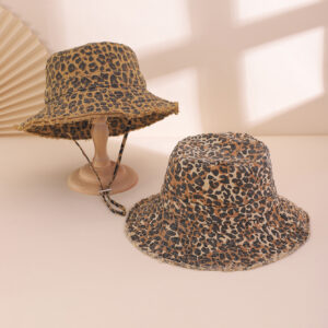 This Is A Fashionable European And American Fisherman's Hat With Leopard Print Trim, Adjustable Wide Brim, Sunshade And Wind Resistance. It Is Suitable For Daily Leisure And Outings